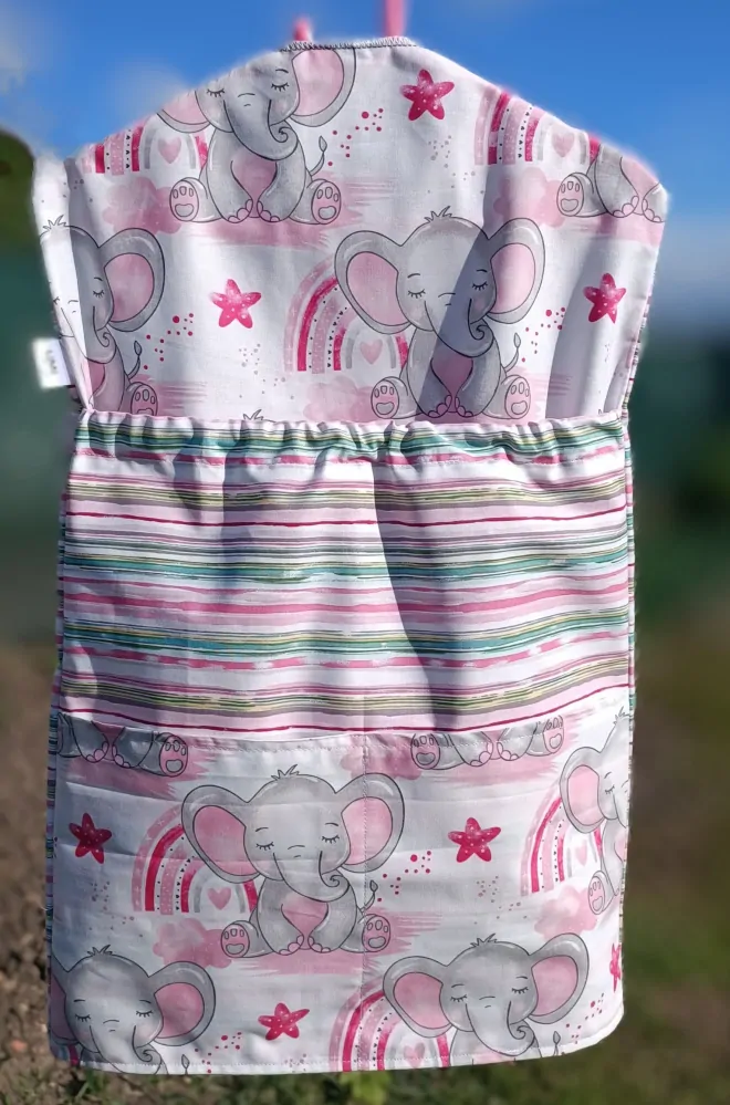 KAPSÁŘ - slůně s proužky