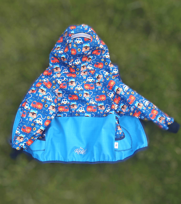 Chlapecká softshellová bunda JARNÍ "PŮLENÁ" - MEDVÍDEK POLICISTA světle MODRÁ - ke kalhotům