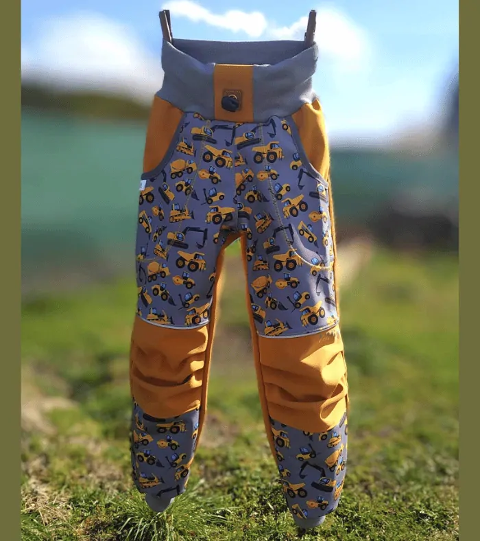 Softshellová souprava COOL pattern STAVEBNÍ STROJE/ hořčicová