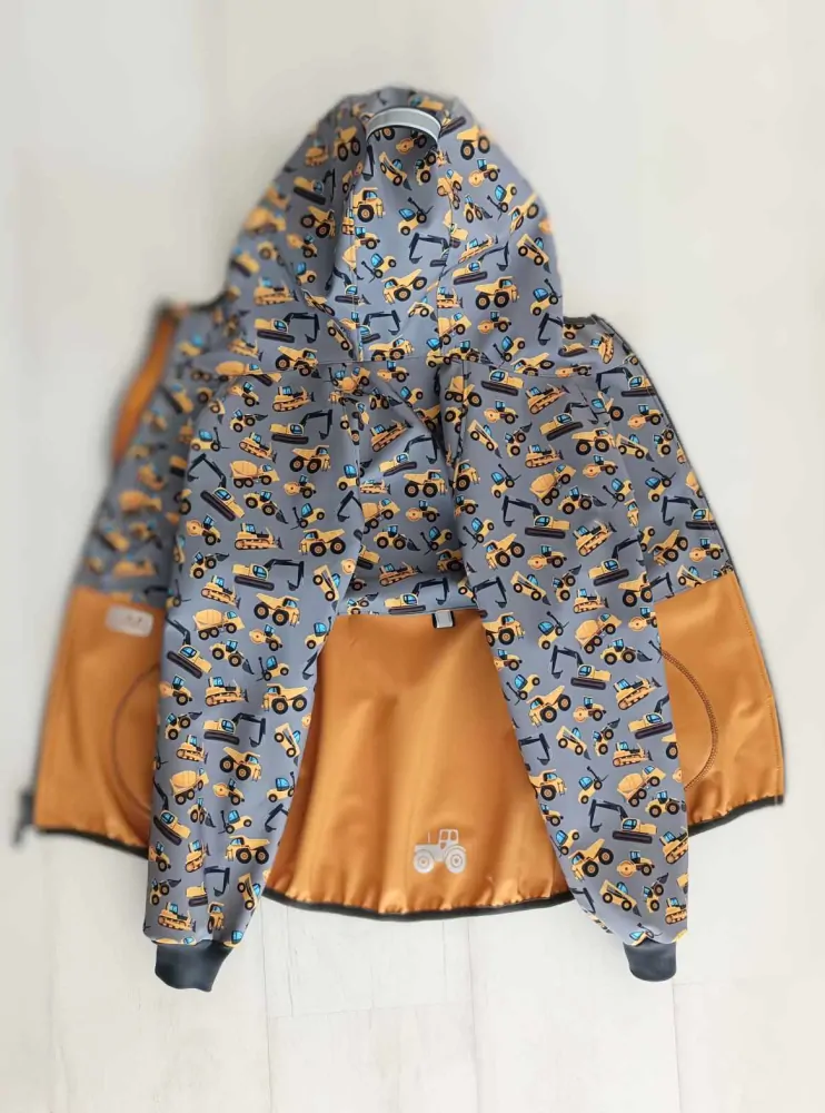 Softshellová souprava COOL pattern STAVEBNÍ STROJE/ hořčicová